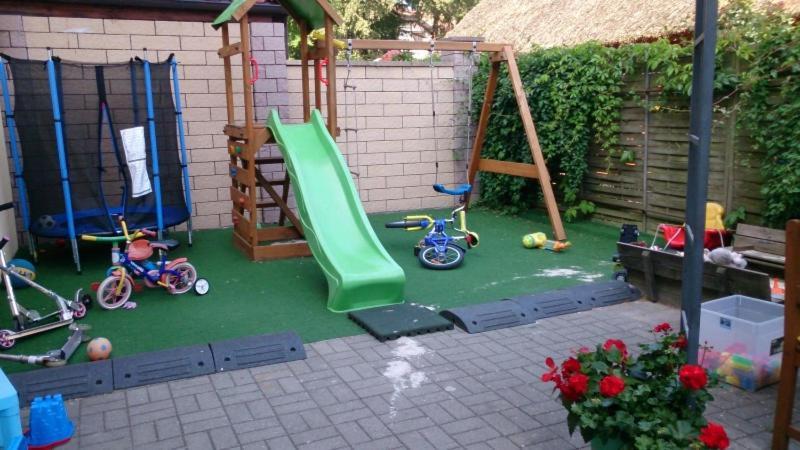 Patio Dom Goscinny Lukecin Exterior foto